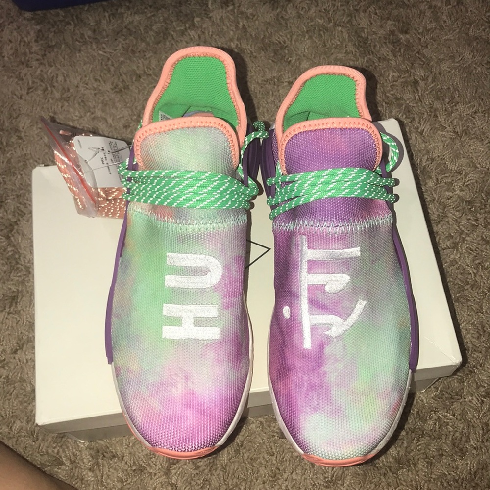 BRAND NEW ADIDAS PHARRELL WILLIAMS HUMANITYS